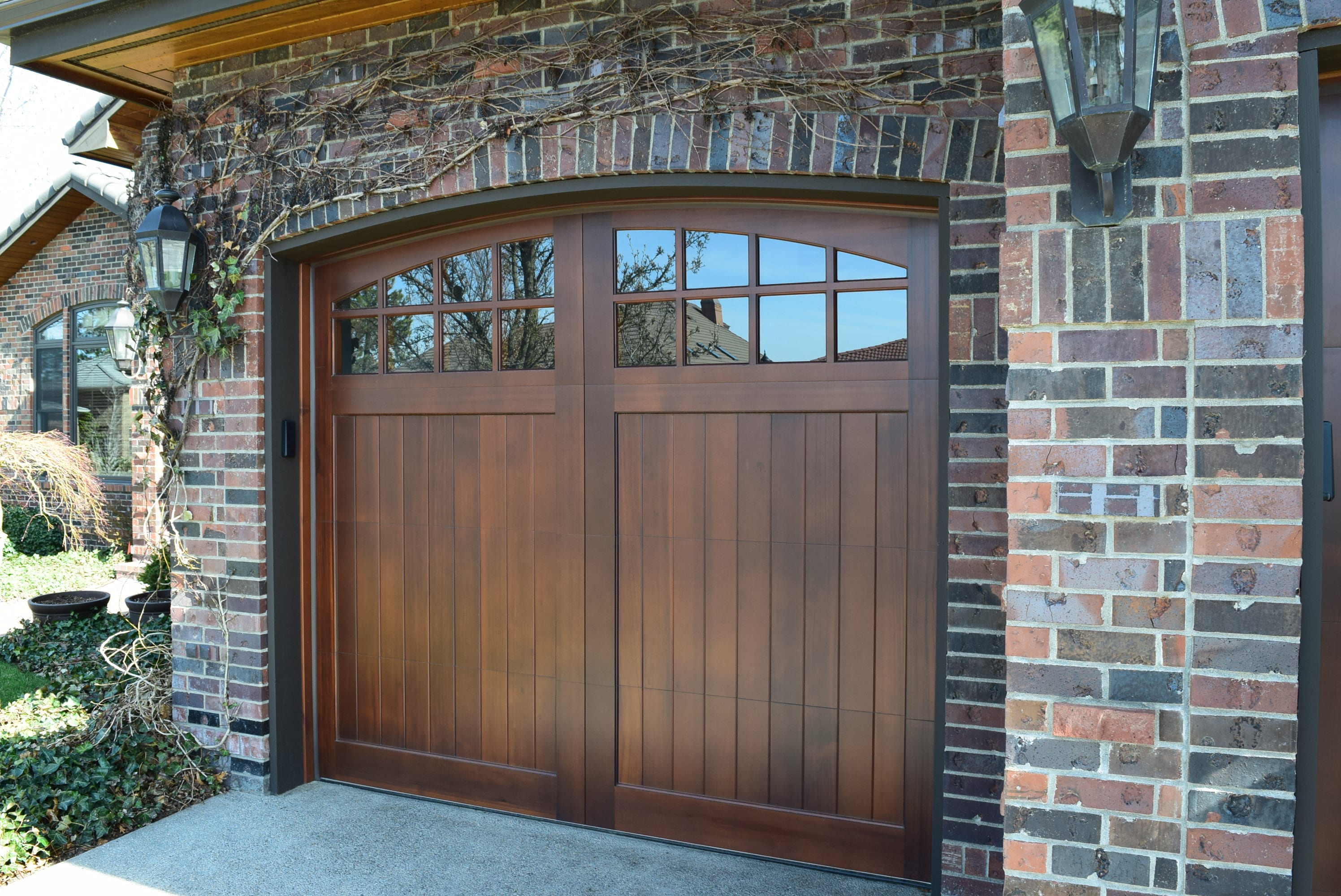 Wood Garage Doors With Windows Design Ideas - Image to u